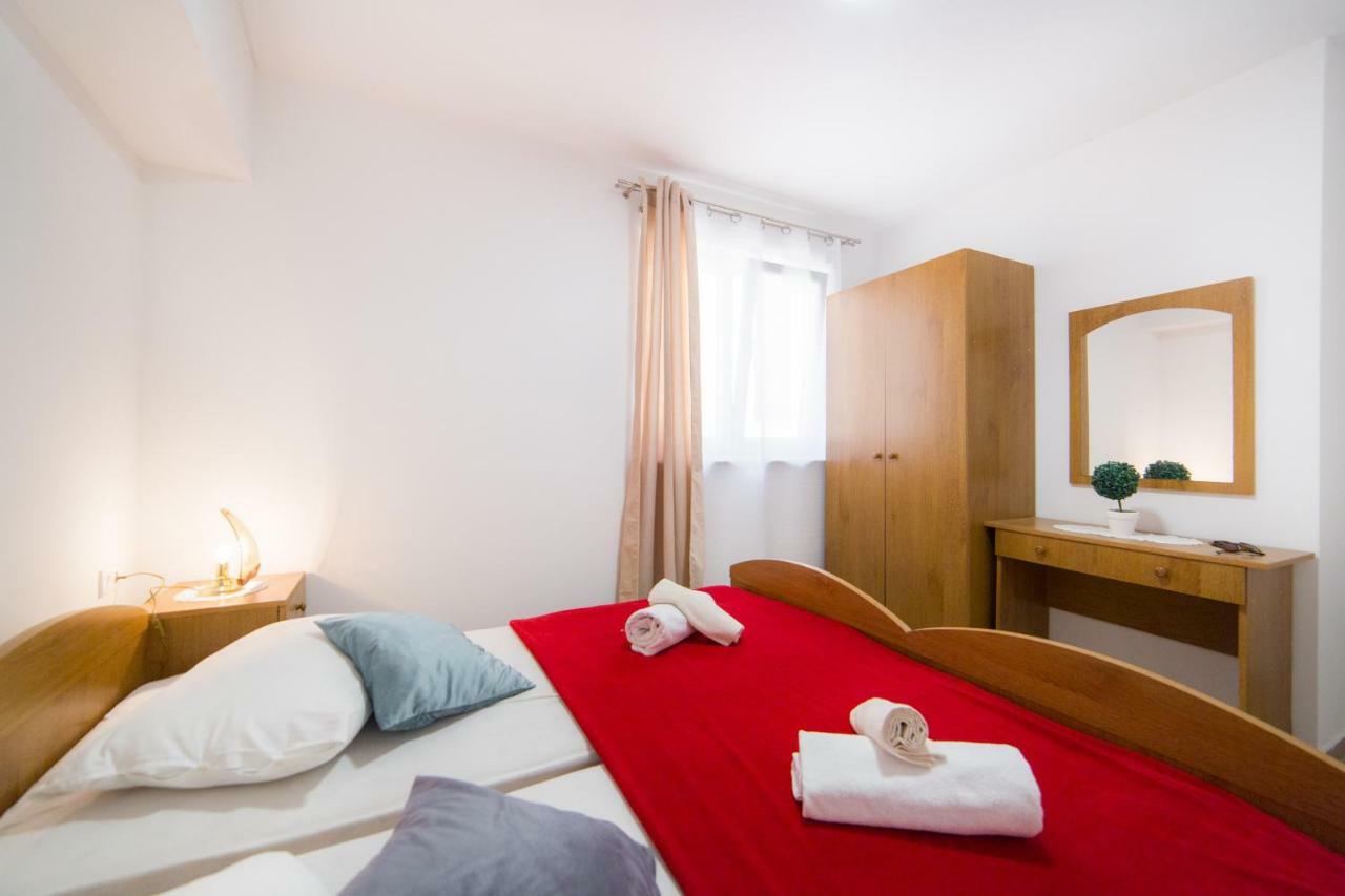 Apartments Relax Baška Voda エクステリア 写真
