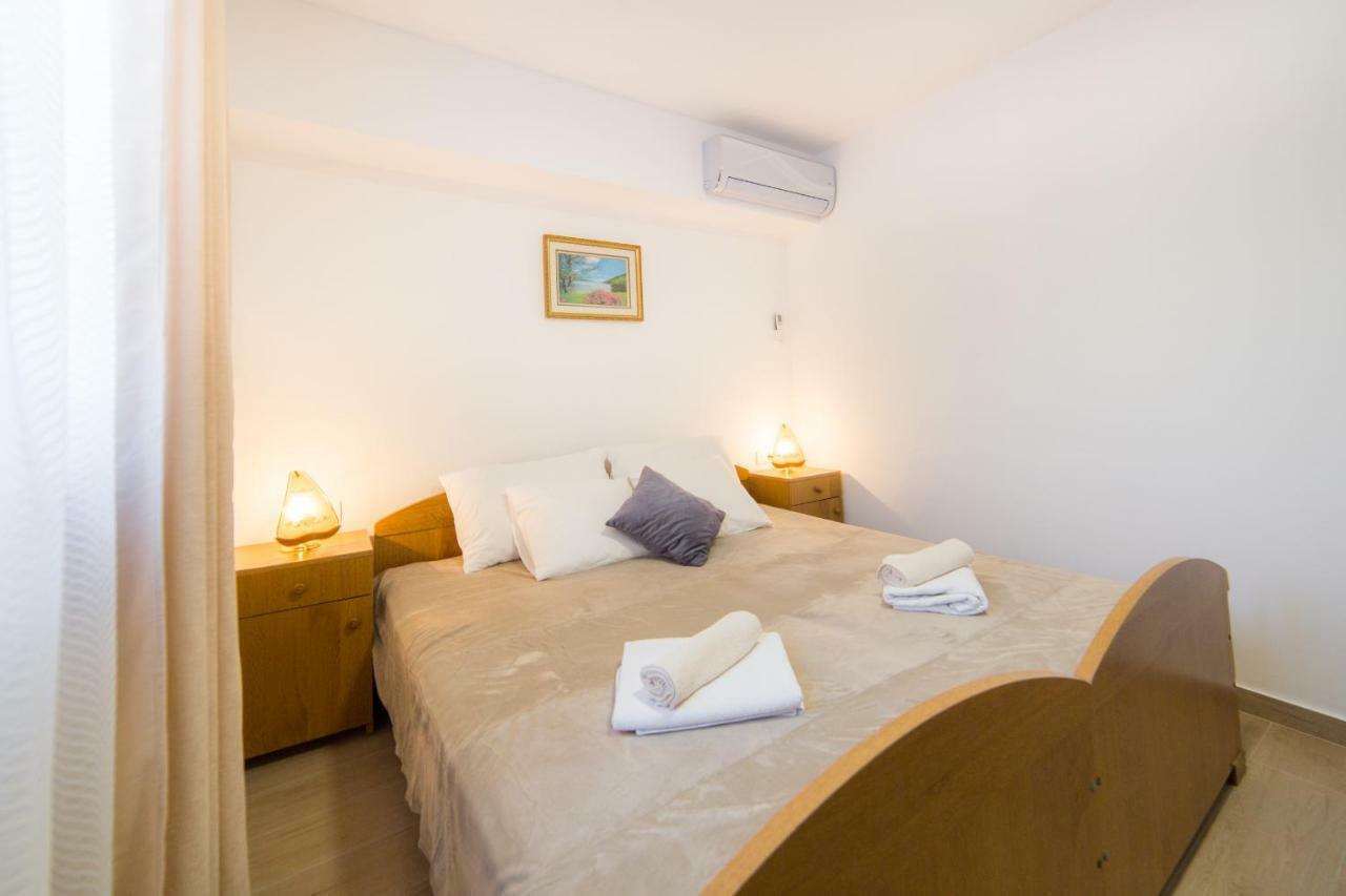 Apartments Relax Baška Voda エクステリア 写真