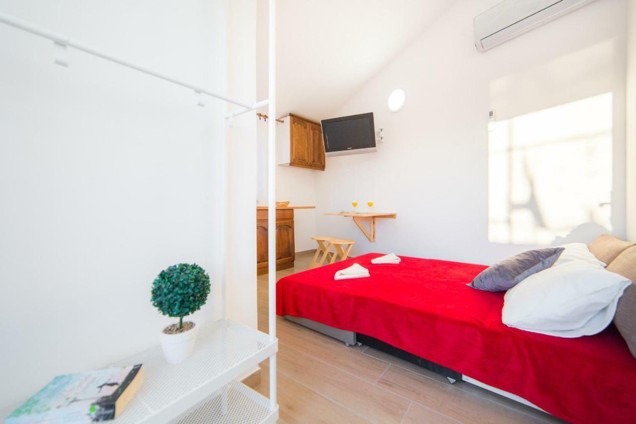 Apartments Relax Baška Voda エクステリア 写真